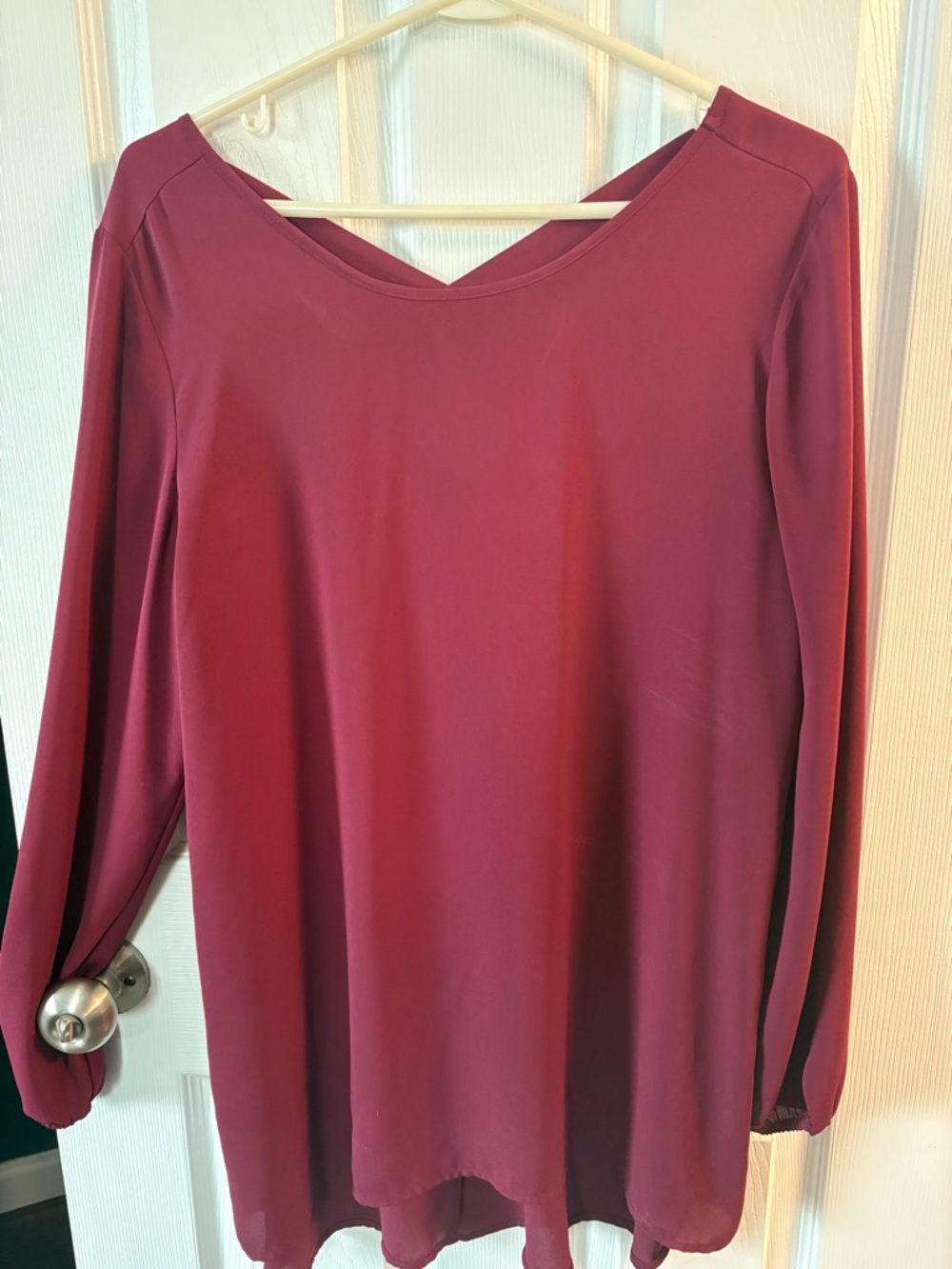 Maurices Women's Long Sleeve V-Neck Top in Wine